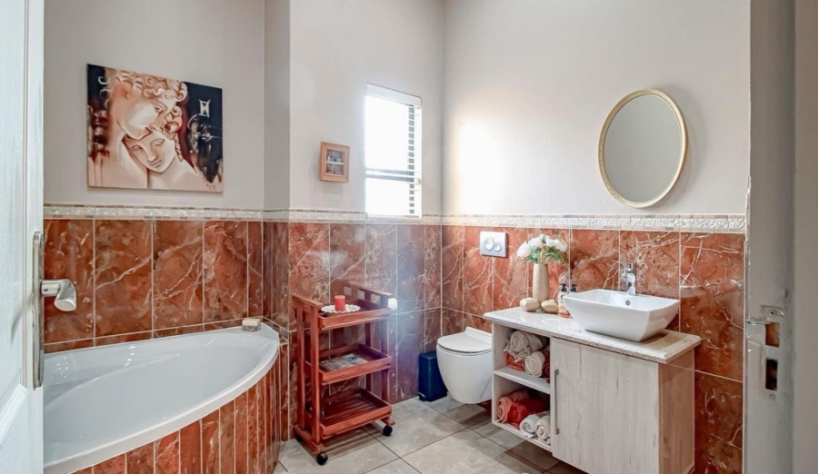 4 Bedroom Property for Sale in Melodie North West